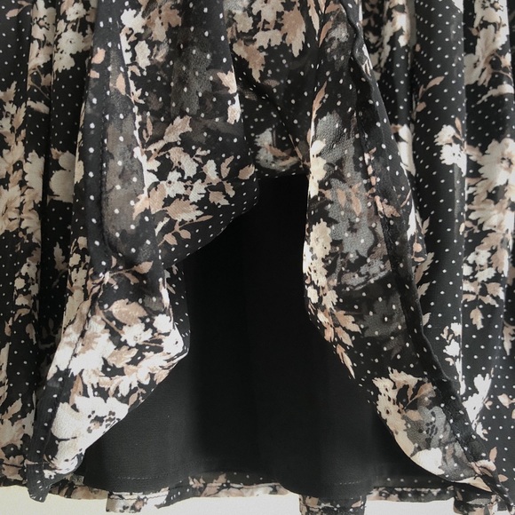 Size XS, Forever 21, Floral Skirt - Picture 2 of 4